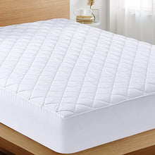 Load image into Gallery viewer, Utopia Bedding Quilted Fitted Mattress Pad (Queen) - Elastic Fitted Mattress Protector - Mattress Cover Stretches up to 16 Inches Deep - Machine Washable Mattress Topper
